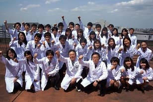 順天堂大学医学部附属浦安病院 外観